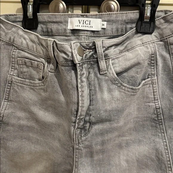 Vici Light Gray Denim Barrel Jeans (women) - Picture 2 of 8